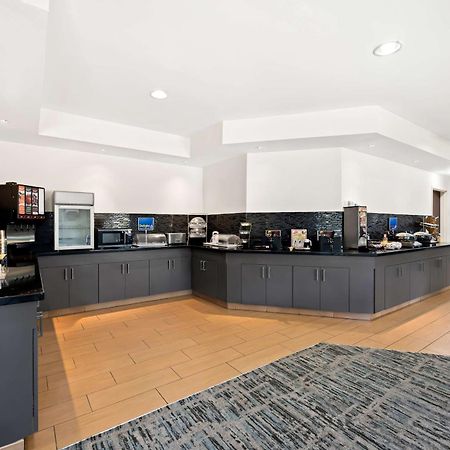 Best Western Bryan College Station מראה חיצוני תמונה