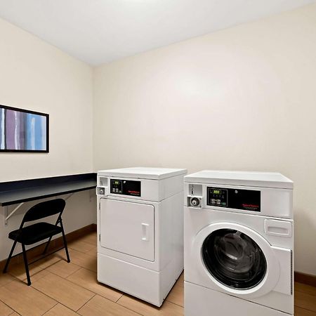 Best Western Bryan College Station מראה חיצוני תמונה