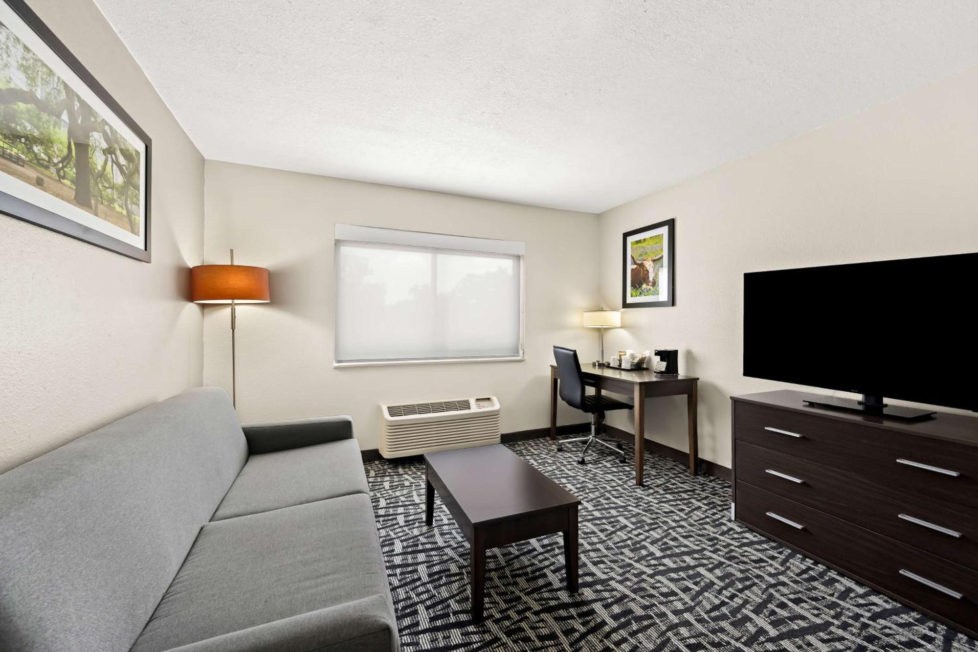 Best Western Bryan College Station מראה חיצוני תמונה