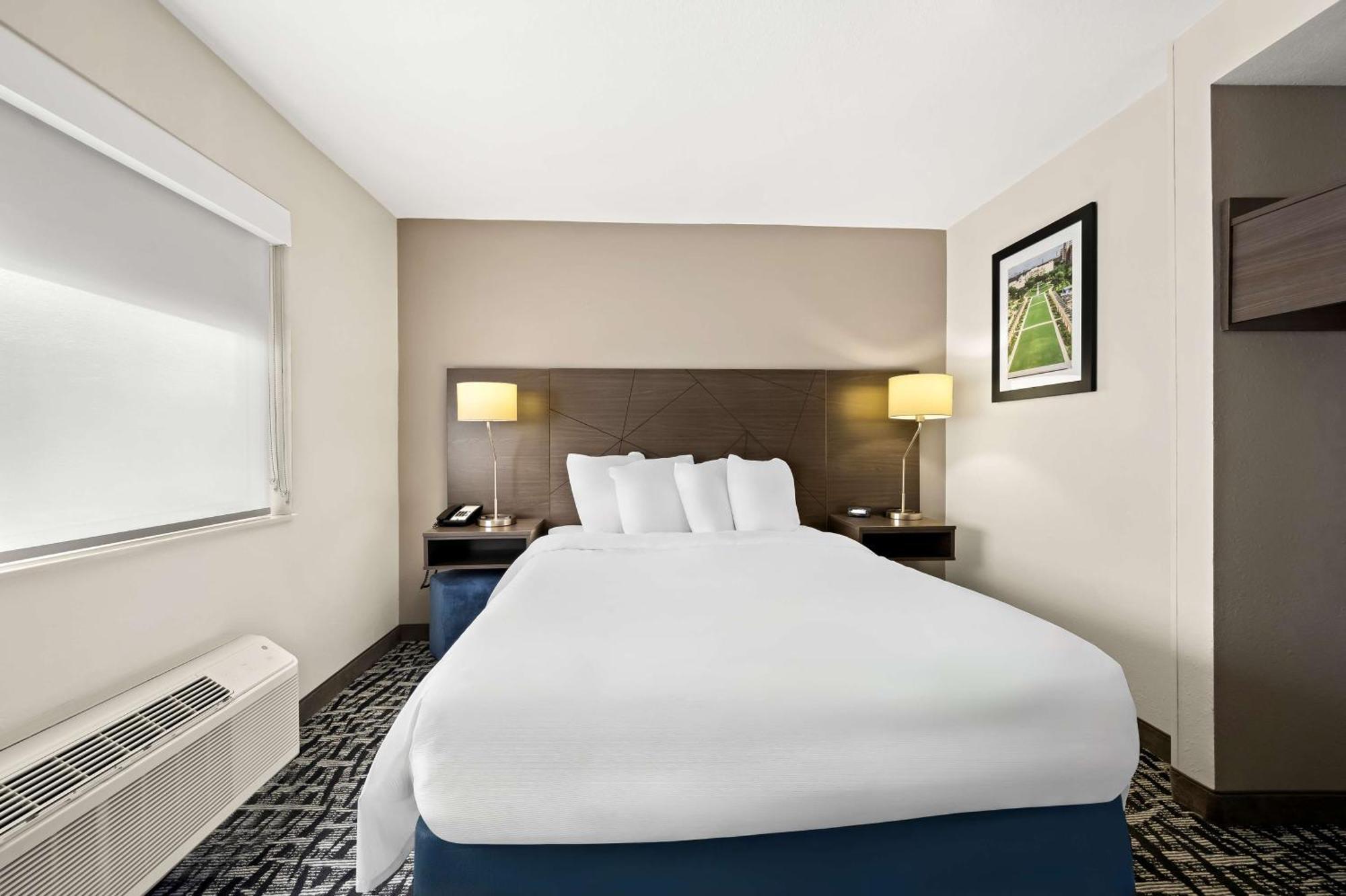 Best Western Bryan College Station מראה חיצוני תמונה
